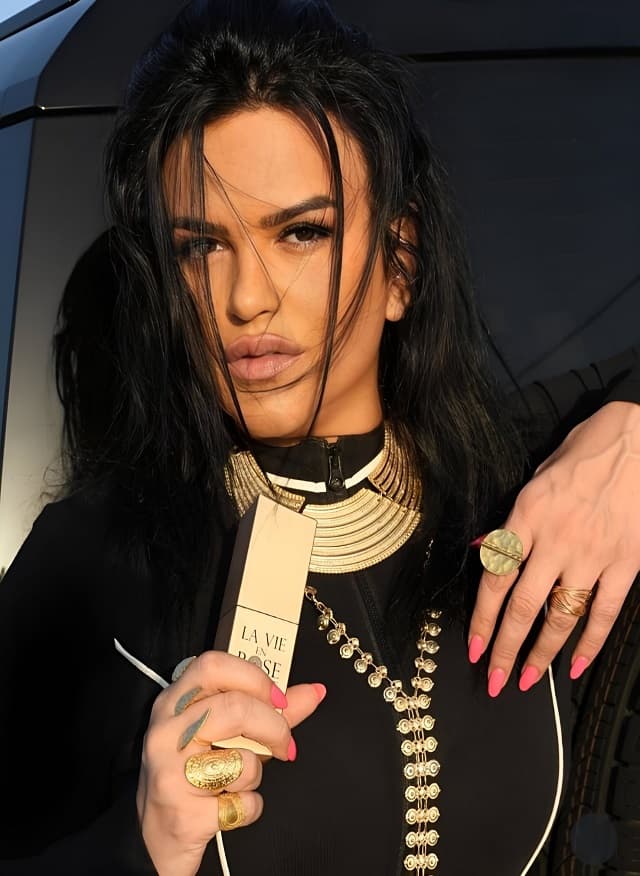 Απολέπιση Προσώπου. Πως να αποκτήσετε μια λαμπερή και νεανική επιδερμίδα